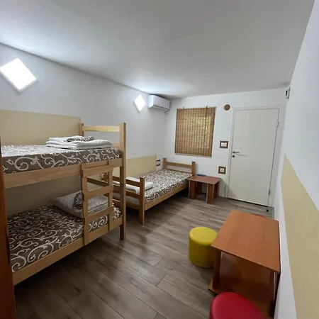 Asceric Stari Banovci